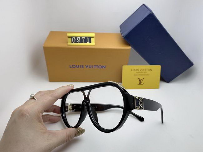 Louis Vuitton Sunglasses AAA+ ID:20220503-127